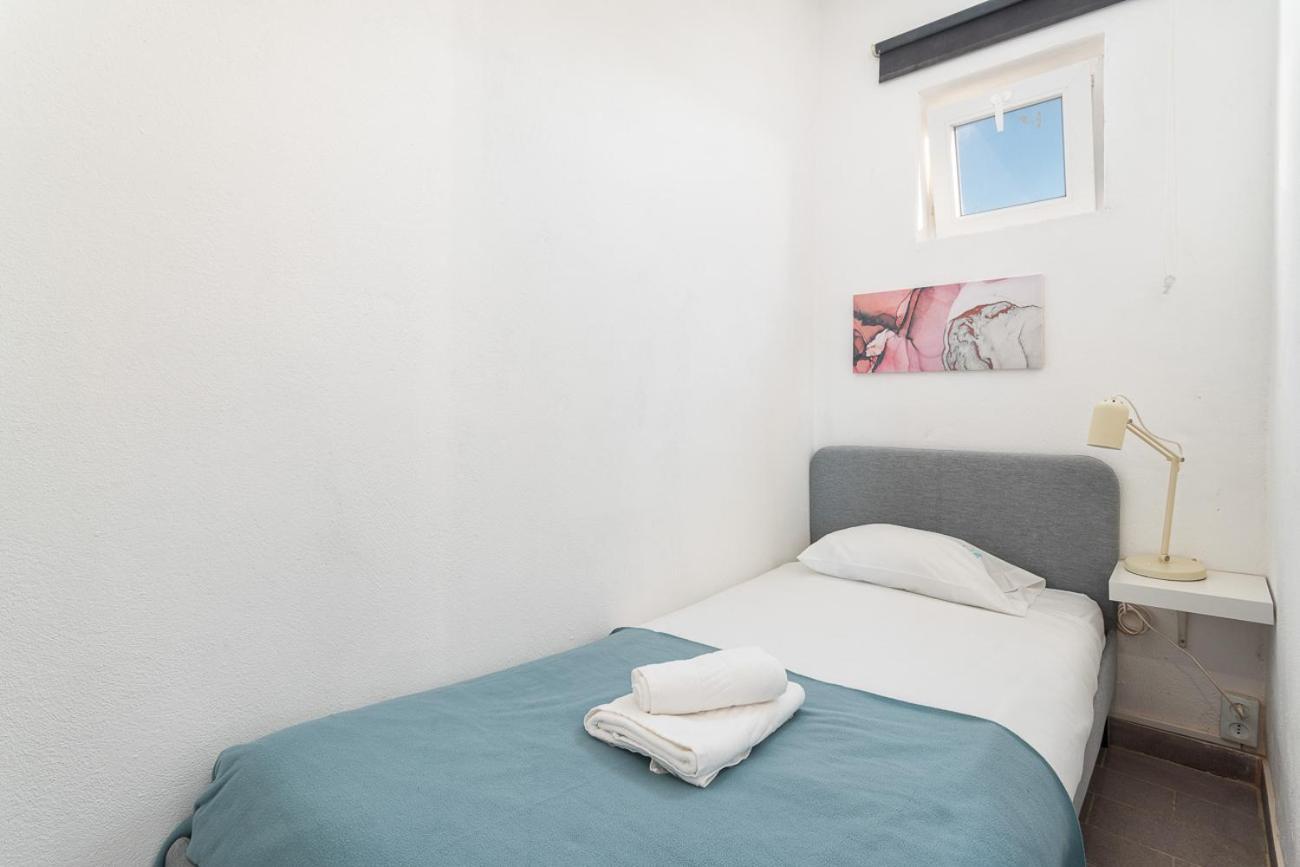 Blife Marya Private Rooms - Airport Stay Фару Екстер'єр фото