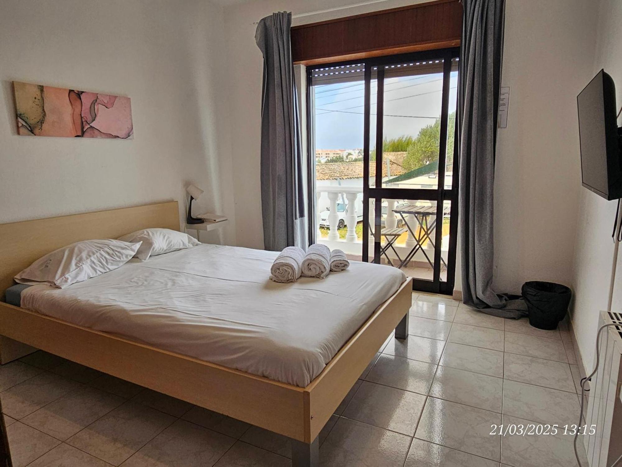 Blife Marya Private Rooms - Airport Stay Фару Номер фото